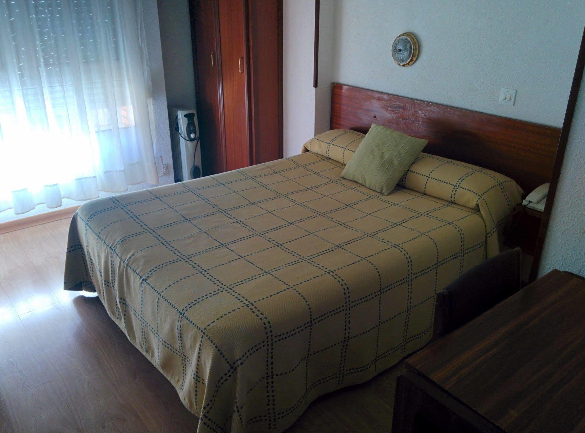 Hostal Liebana Santander Extérieur photo